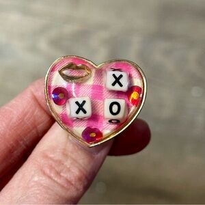 Betsey Johnson Ring 8 Pink Heart XO Resin Statement Cocktail Valentines Love